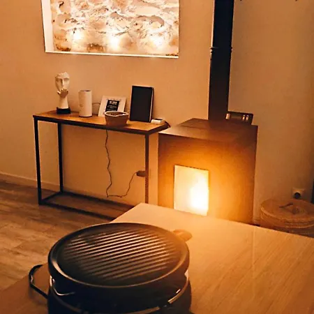 La Petite Maison En Pierre - Classe 3 Etoiles Casa de Férias